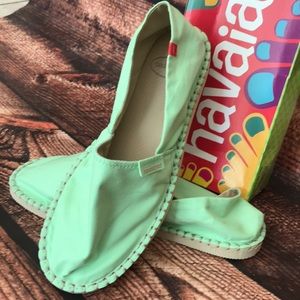 Women’s Havaianas size 8